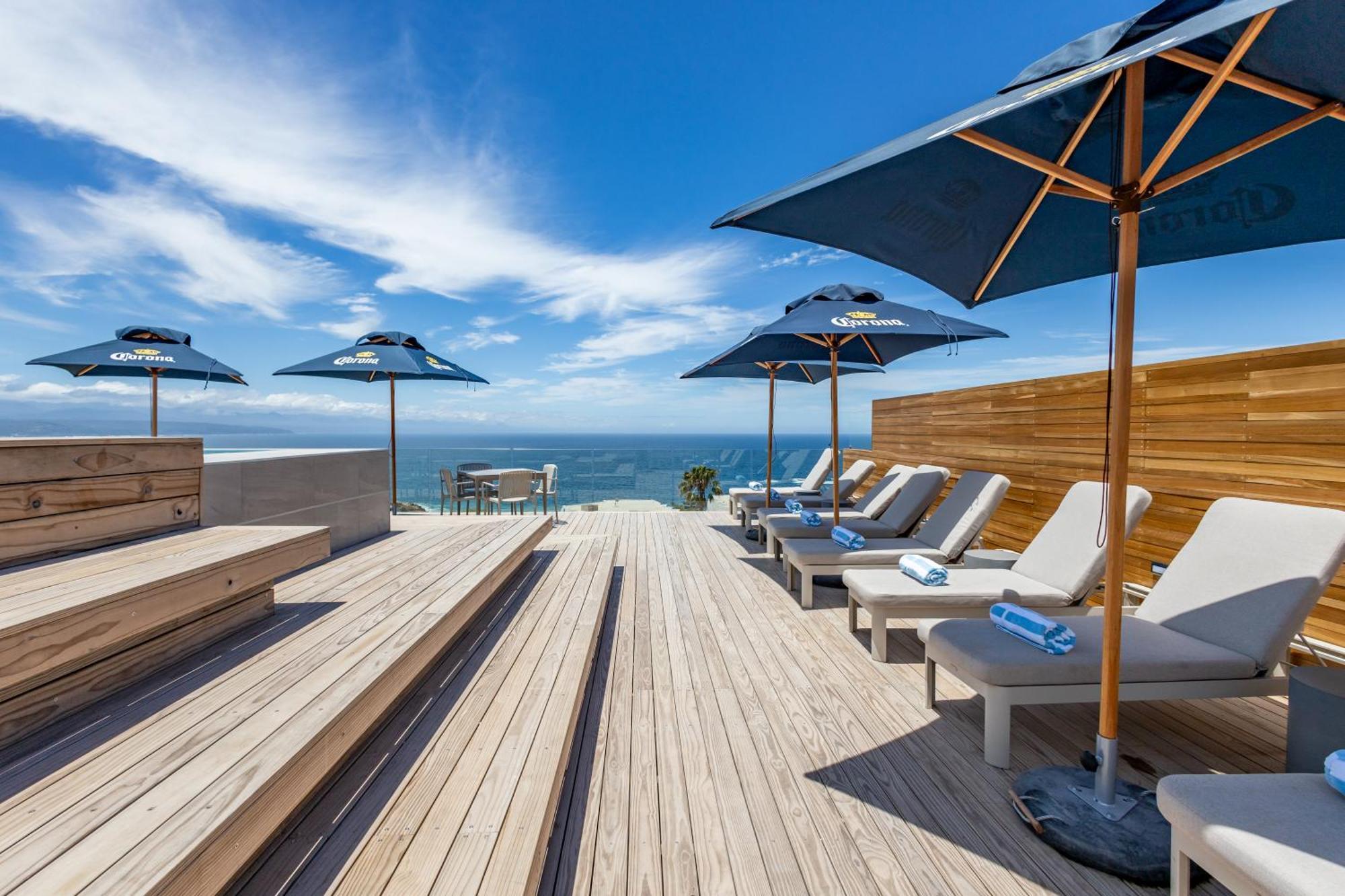 Plett Quarter Hotel - Lion Roars Hotels & Lodges Plettenbergbaai Buitenkant foto
