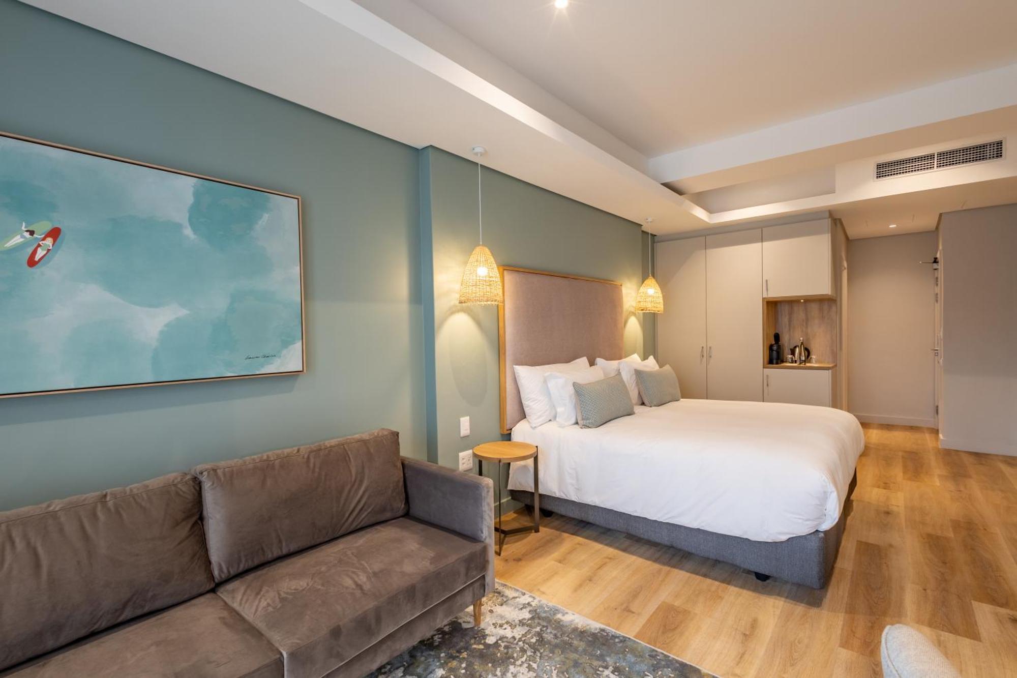 Plett Quarter Hotel - Lion Roars Hotels & Lodges Plettenbergbaai Kamer foto